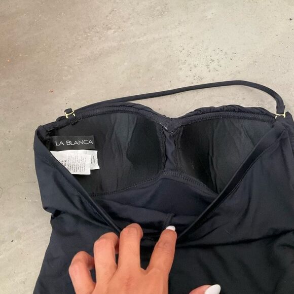 La Blanca Goddess Island Twist Bandeau Swimsuit - Picture 7 of 9